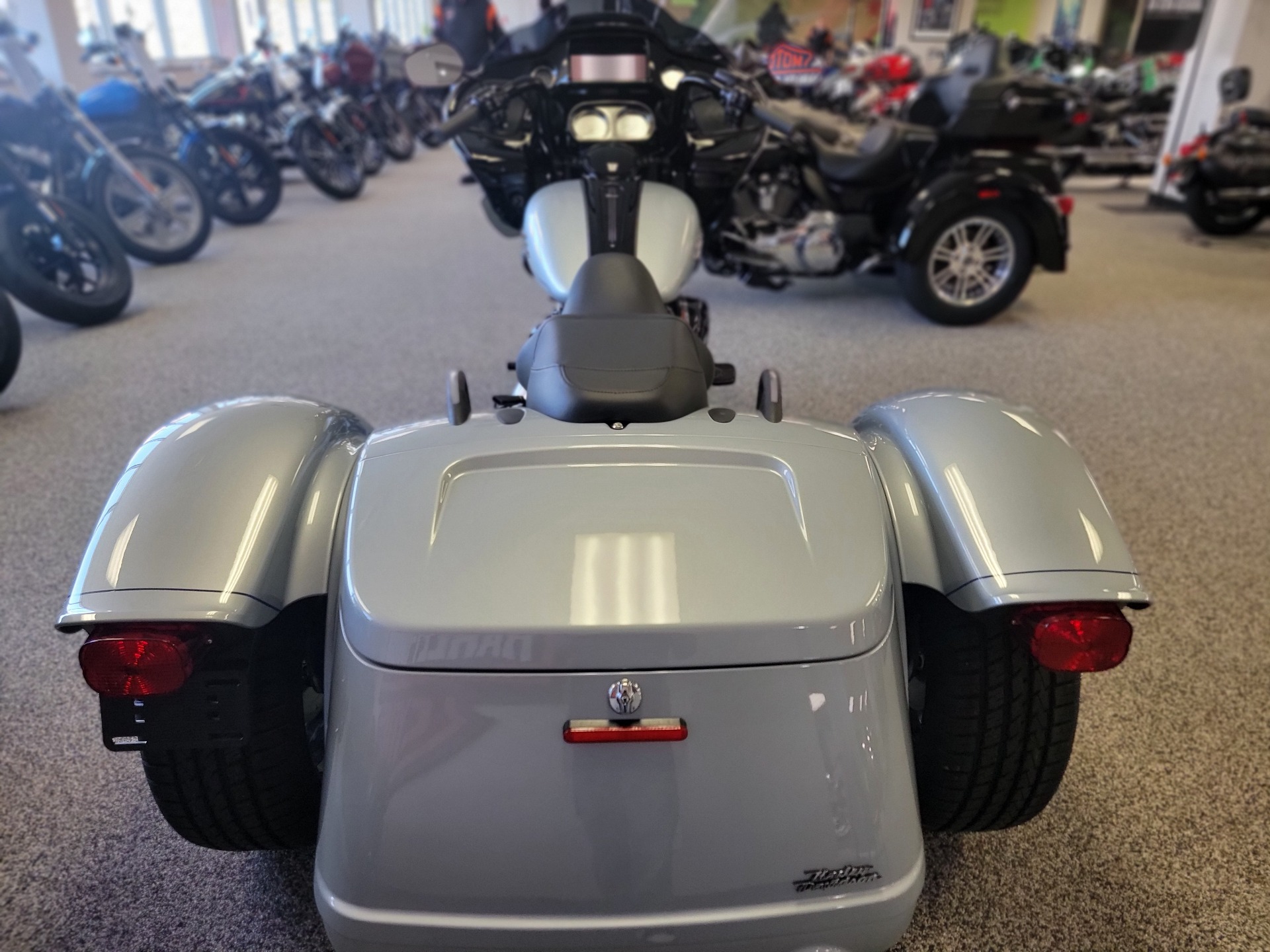 2024 Harley-Davidson Road Glide® 3 in Knoxville, Tennessee - Photo 5