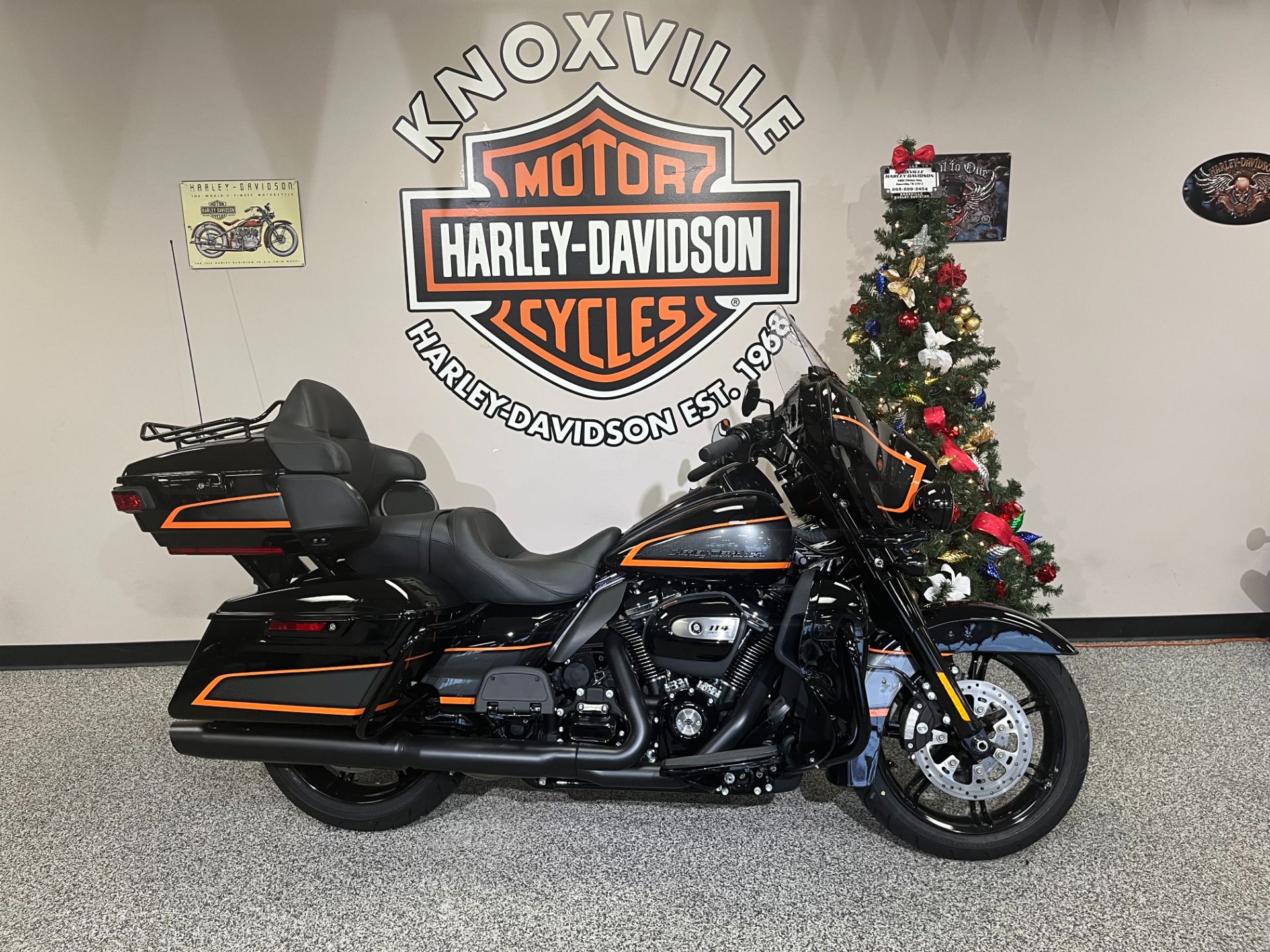 2022 Harley-Davidson Ultra Limited in Knoxville, Tennessee - Photo 2