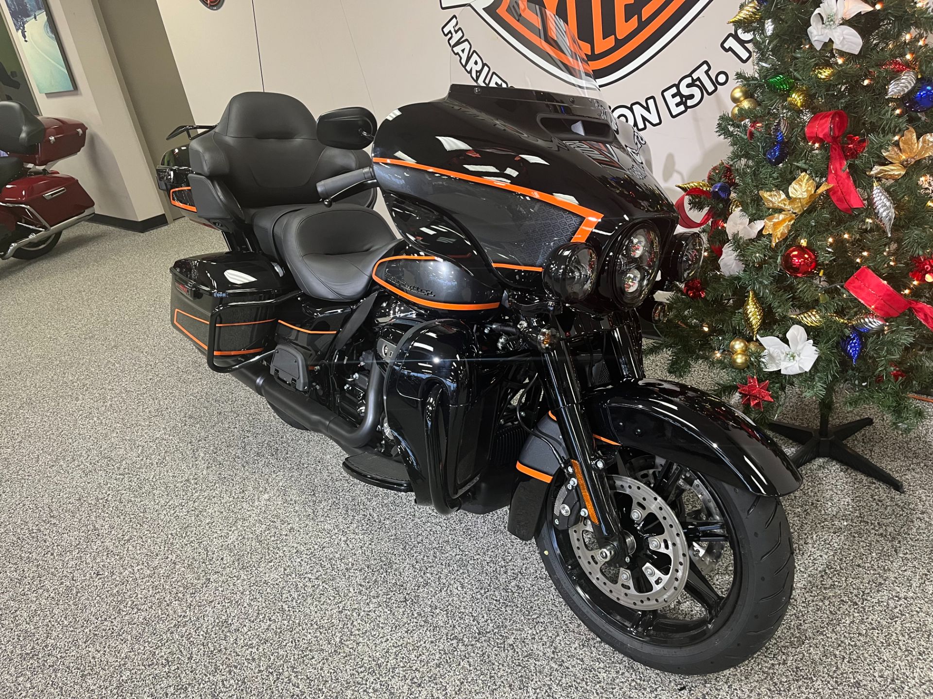 2022 Harley-Davidson Ultra Limited in Knoxville, Tennessee - Photo 3