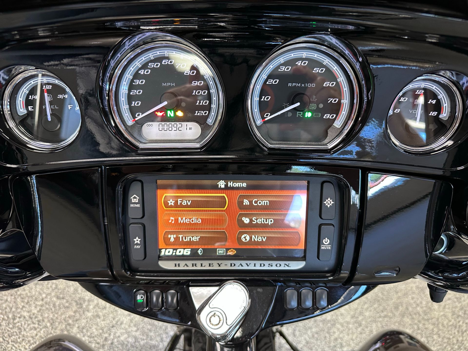 2018 Harley-Davidson Ultra Limited in Knoxville, Tennessee - Photo 18