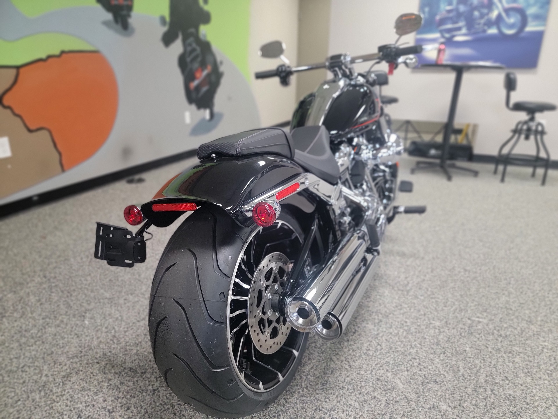 2024 Harley-Davidson Breakout in Knoxville, Tennessee - Photo 4