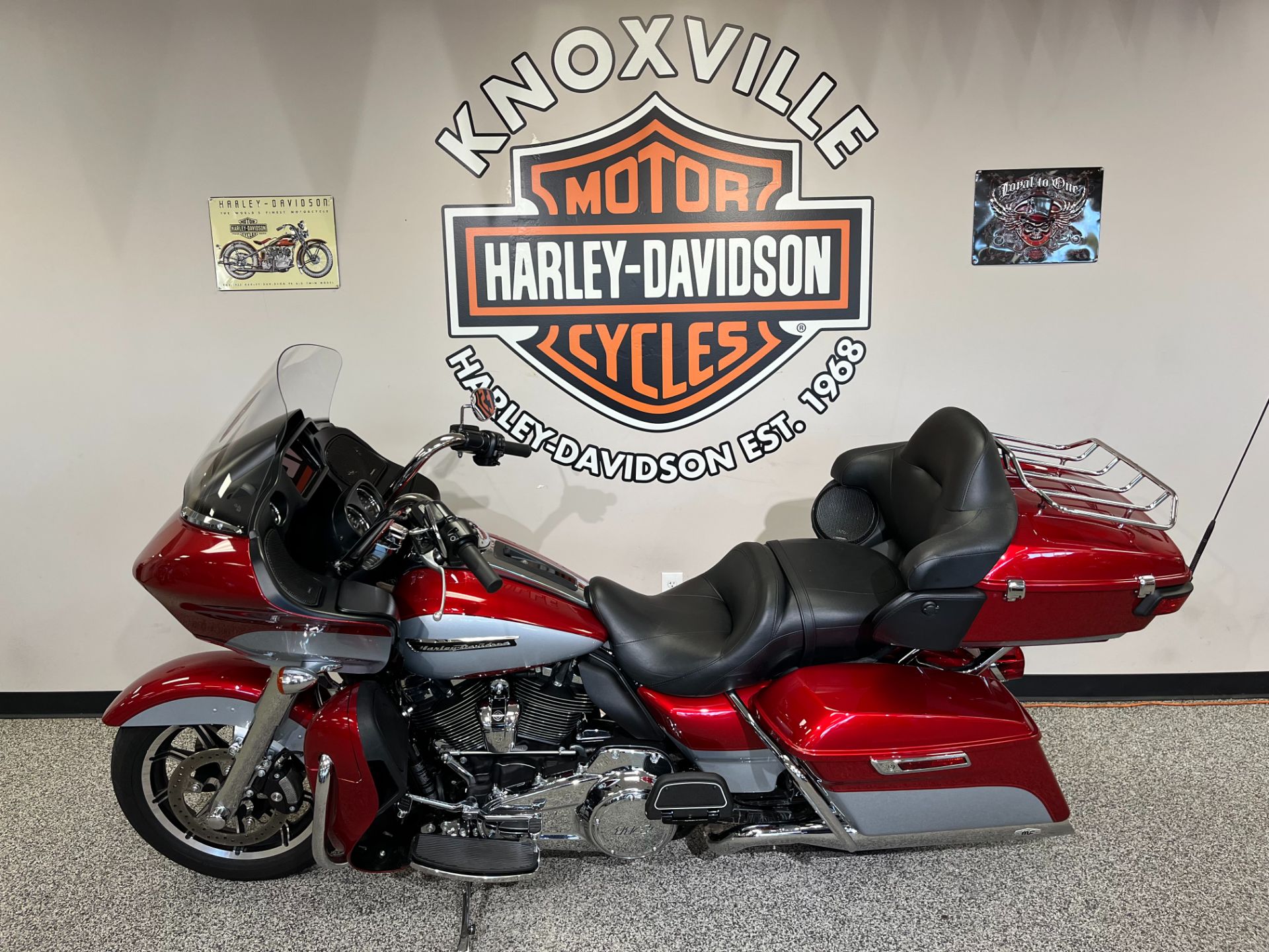 2019 Harley-Davidson Road Glide® Ultra in Knoxville, Tennessee - Photo 6