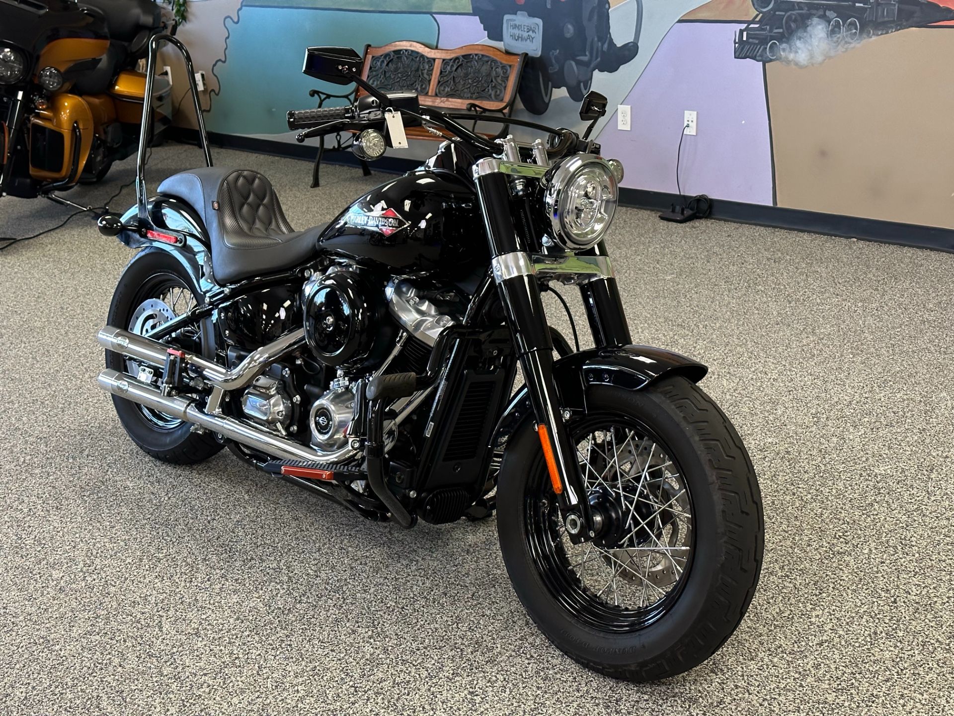 2019 Harley-Davidson Softail Slim® in Knoxville, Tennessee - Photo 2
