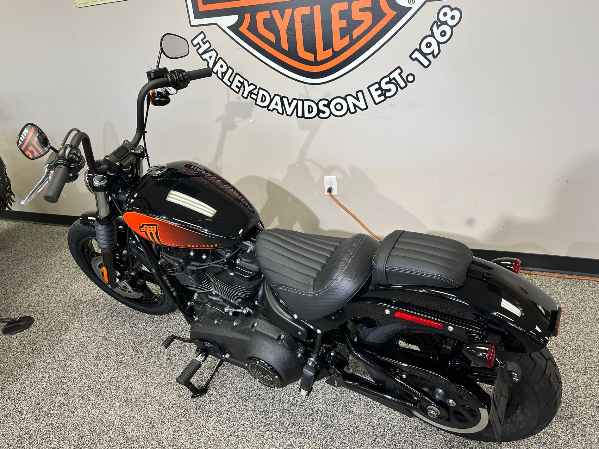 2022 Harley-Davidson Street Bob® 114 in Knoxville, Tennessee - Photo 9