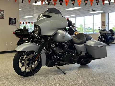 2023 Harley-Davidson Street Glide® Special in Knoxville, Tennessee - Photo 10