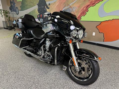 2015 Harley-Davidson Ultra Limited in Knoxville, Tennessee - Photo 2