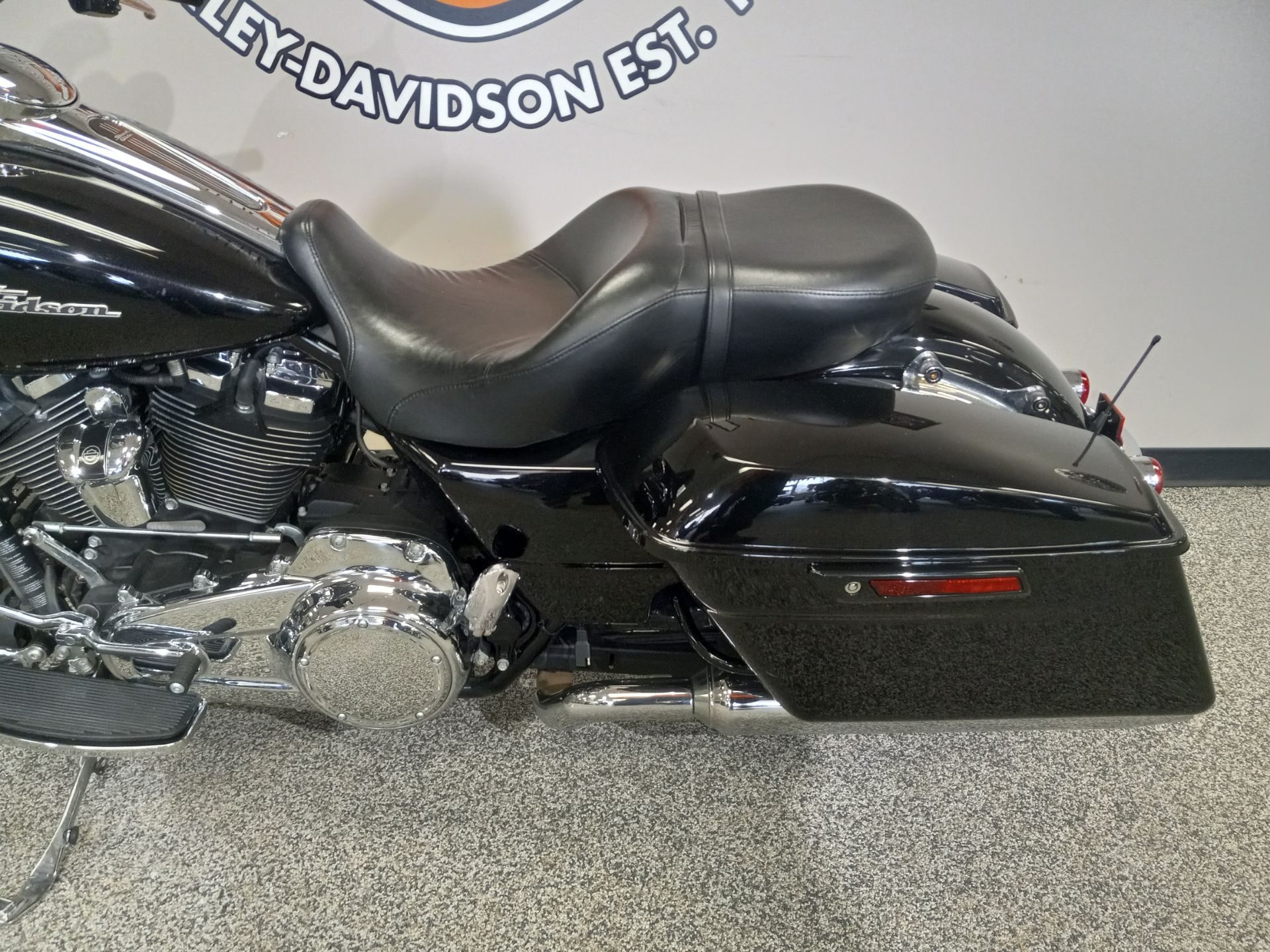 2019 Harley-Davidson Street Glide® in Knoxville, Tennessee - Photo 4