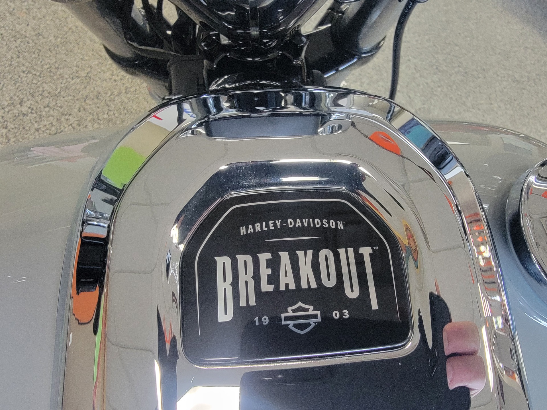 2024 Harley-Davidson Breakout in Knoxville, Tennessee - Photo 7