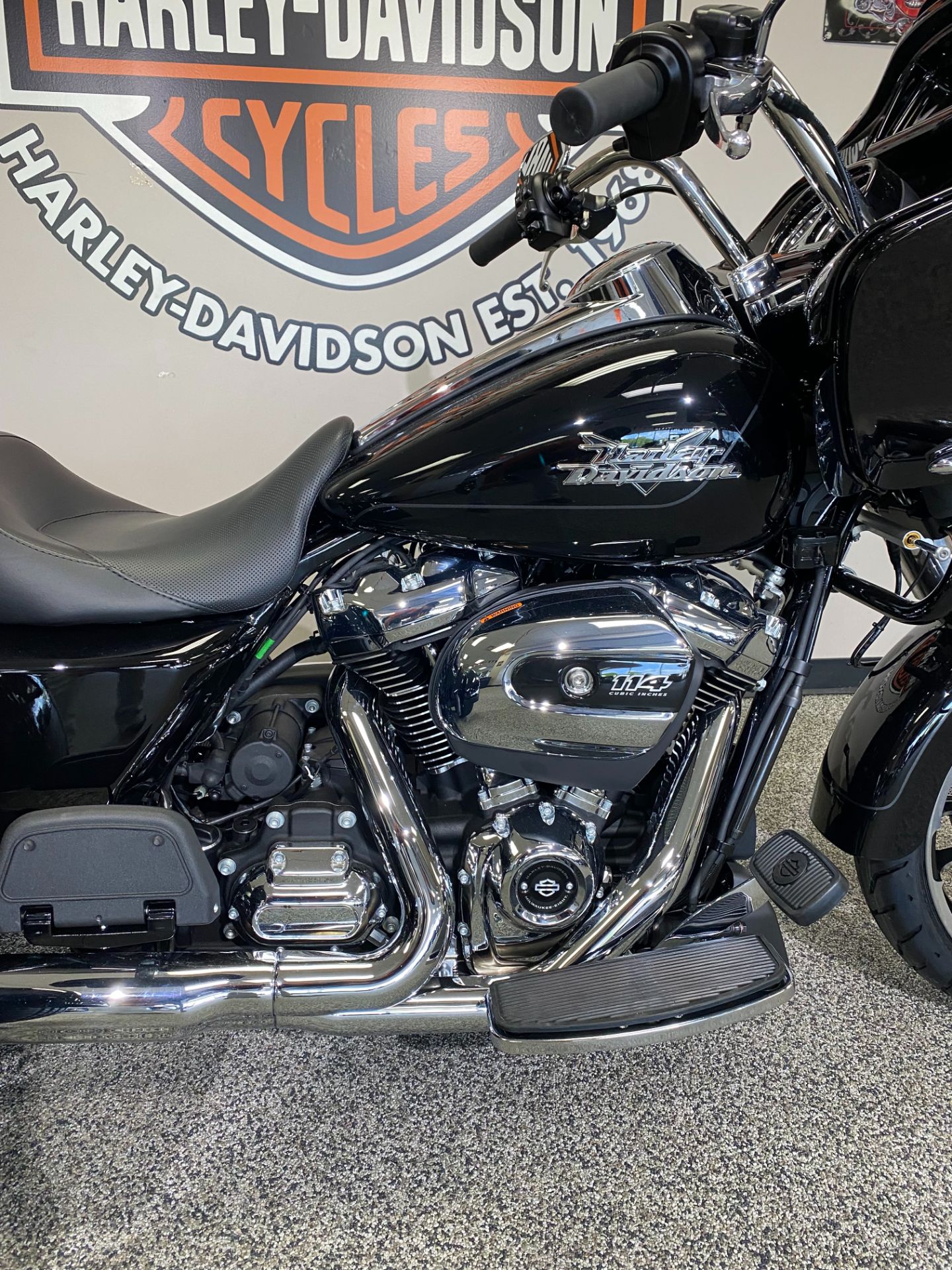 2023 Harley-Davidson Road Glide® 3 in Knoxville, Tennessee - Photo 2