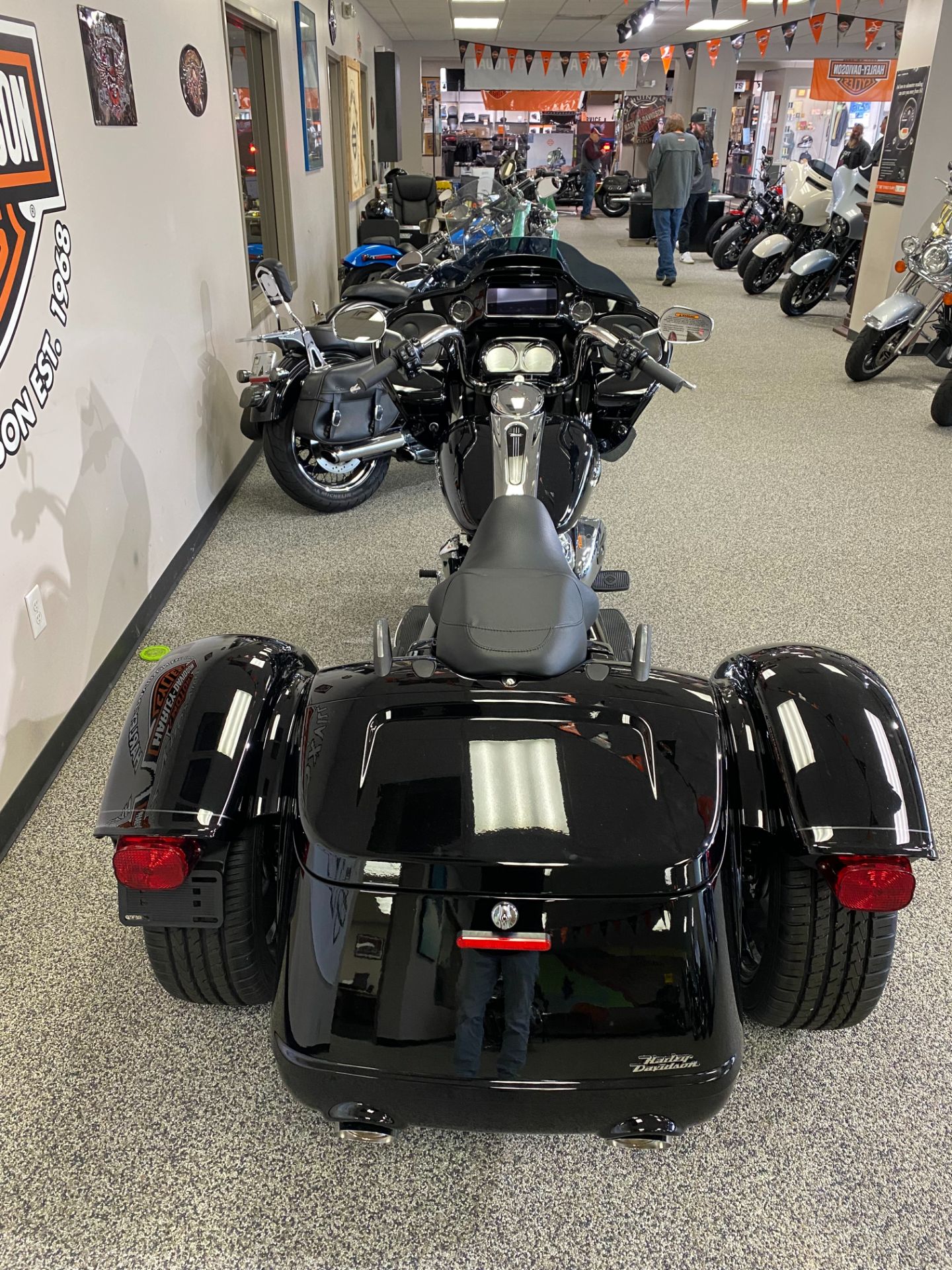 2023 Harley-Davidson Road Glide® 3 in Knoxville, Tennessee - Photo 5