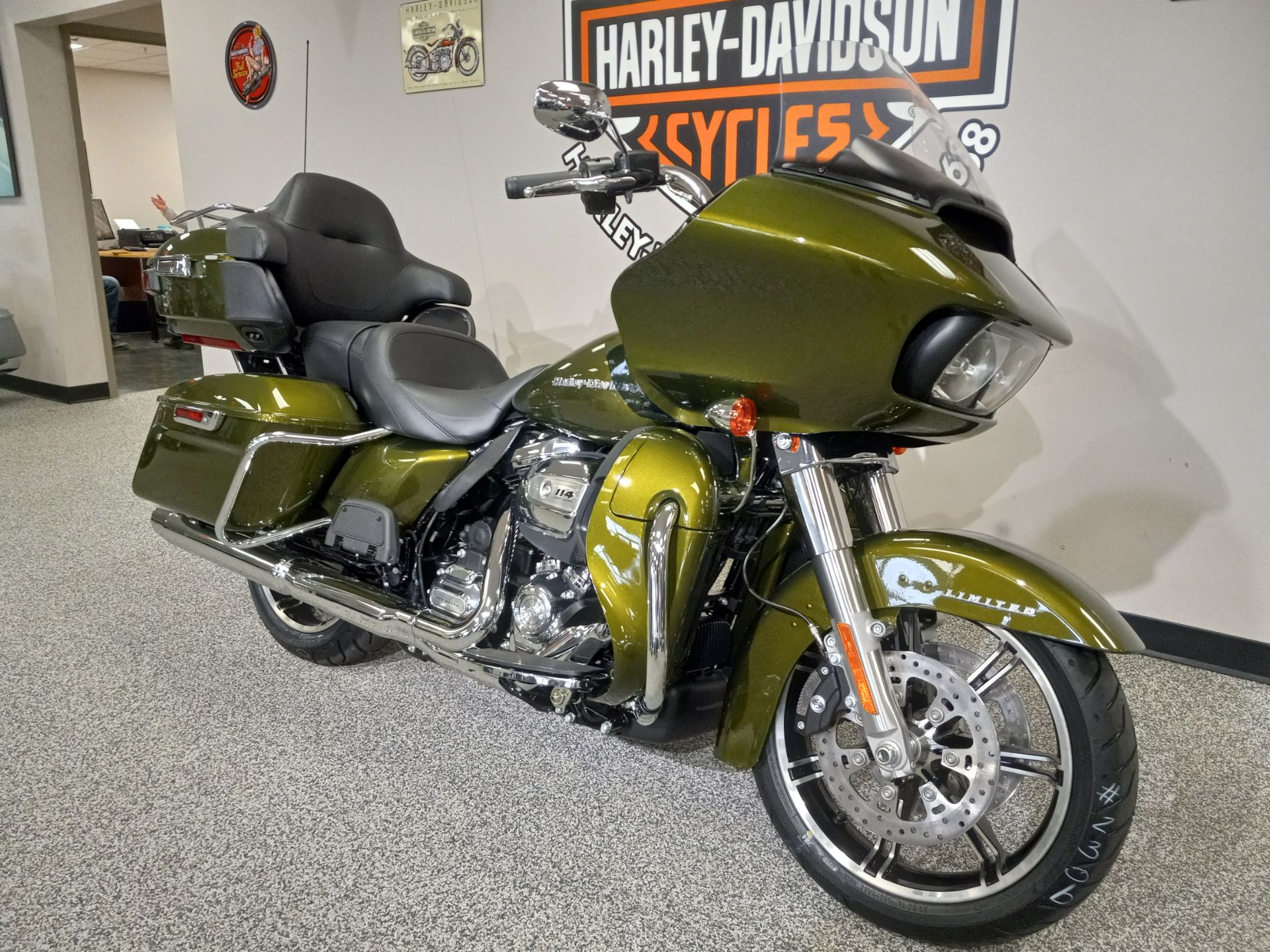 New 22 Harley Davidson Road Glide Limited Specs Price Photos Knoxville Tn Dealer Mineral Green Metallic Chrome Option