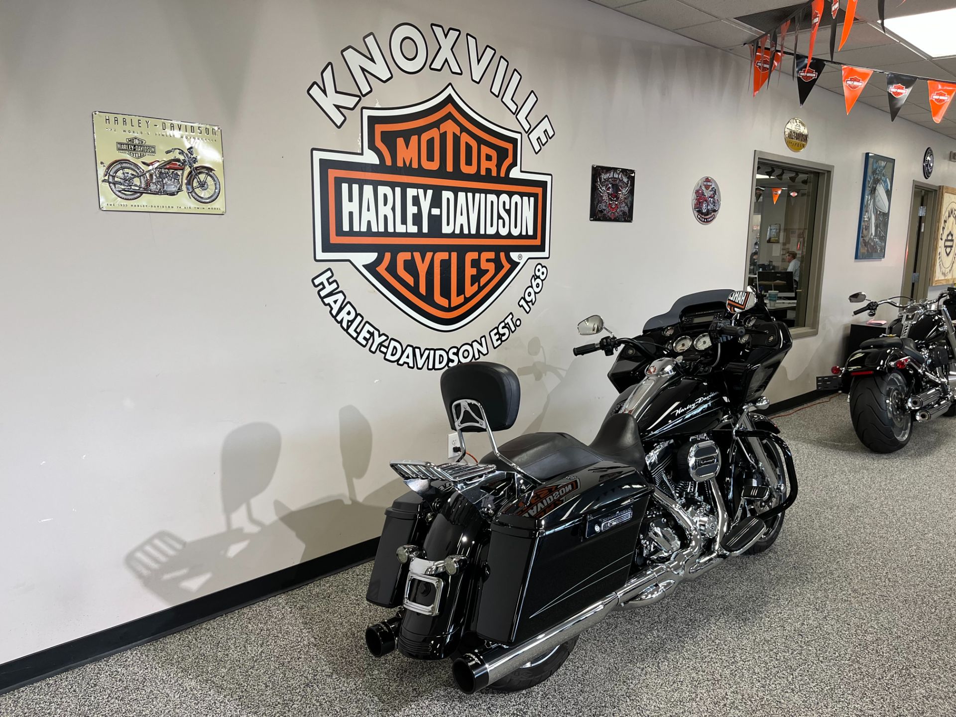 2013 Harley-Davidson ROAD GLIDE CUSTOM in Knoxville, Tennessee - Photo 4