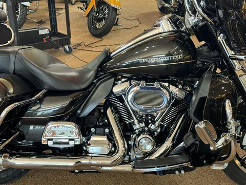 2017 Harley-Davidson Ultra Limited Low in Knoxville, Tennessee - Photo 5