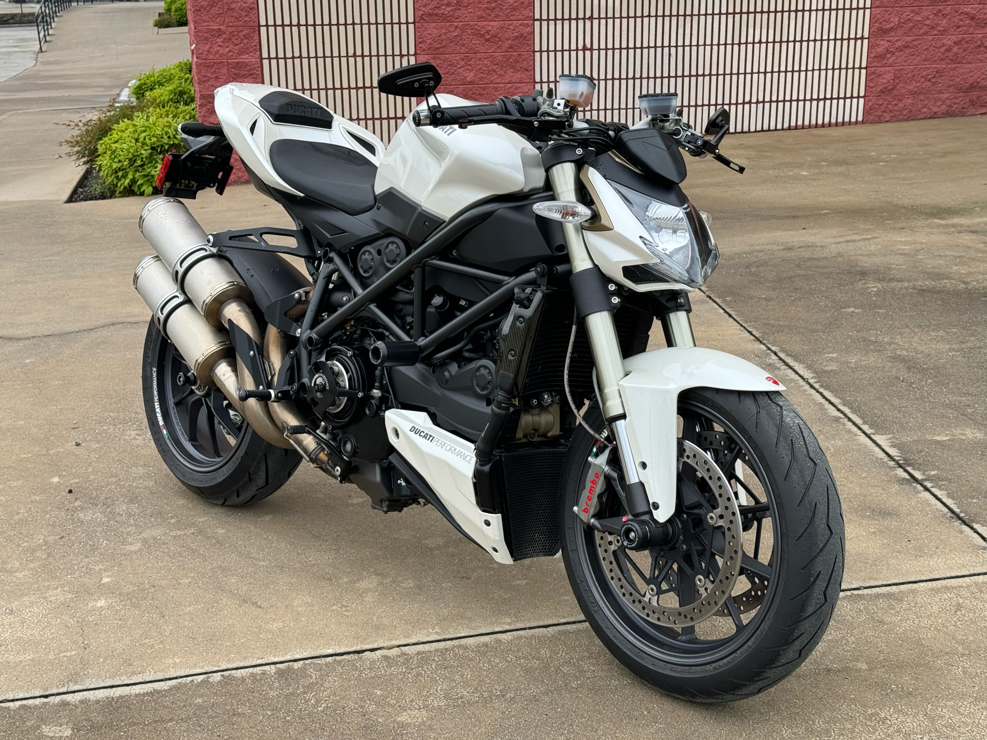 2010 Ducati Streetfighter in Knoxville, Tennessee - Photo 2