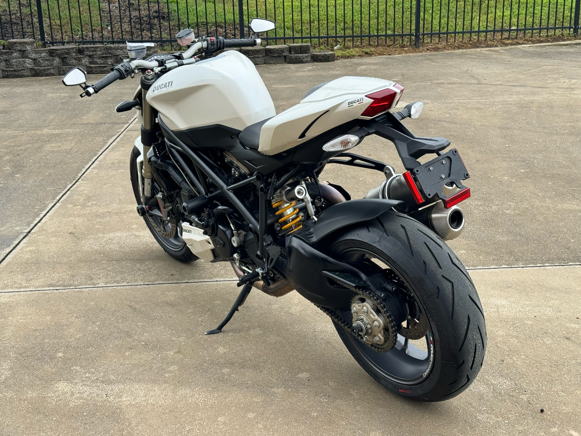 2010 Ducati Streetfighter in Knoxville, Tennessee - Photo 10