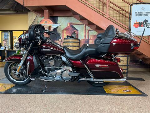 2014 Harley-Davidson Electra Glide® Ultra Classic® in Knoxville, Tennessee - Photo 19