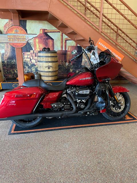 2018 Harley-Davidson Road Glide® Special in Knoxville, Tennessee - Photo 2