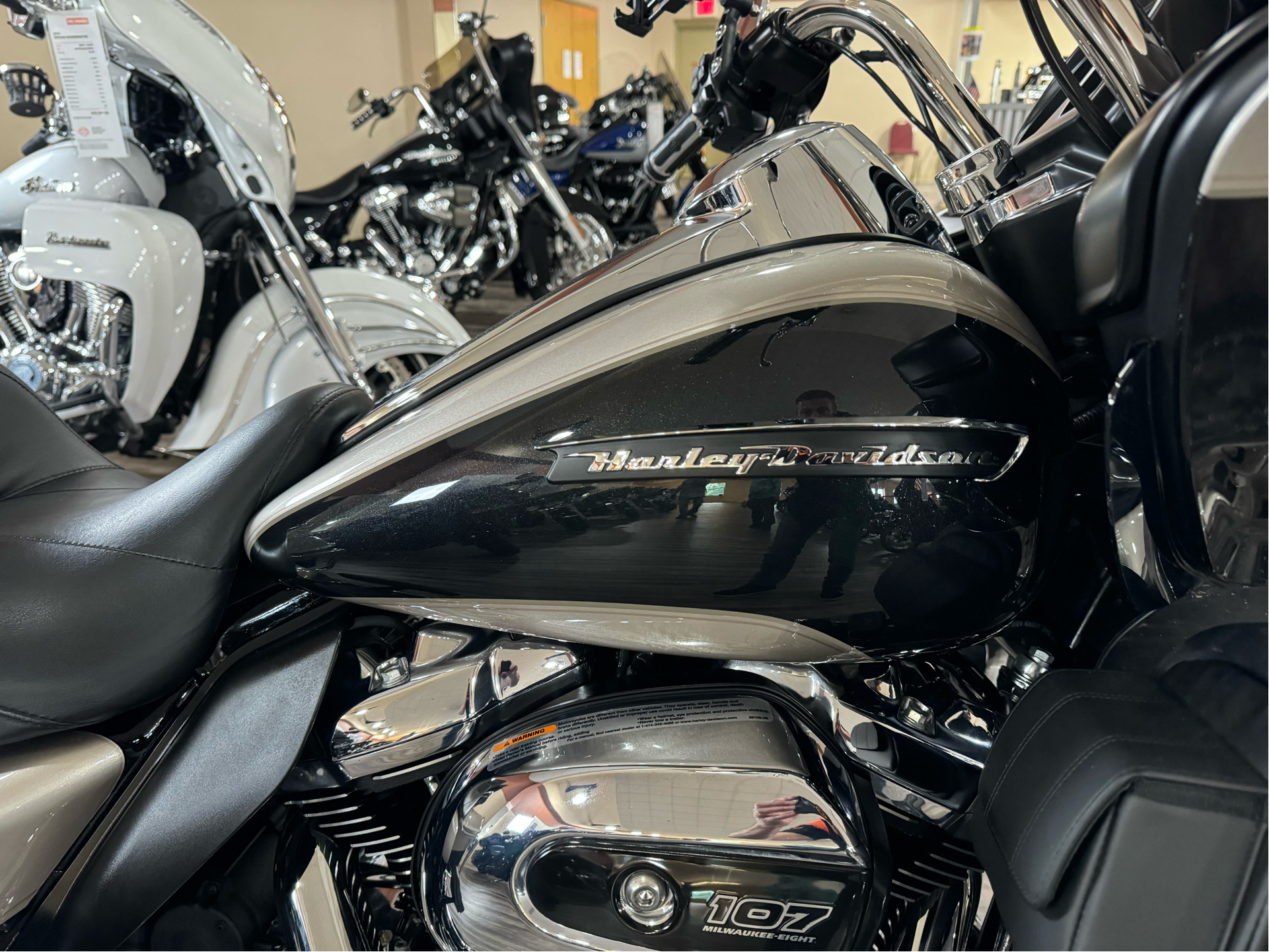 2018 Harley-Davidson Road Glide® Ultra in Knoxville, Tennessee - Photo 6