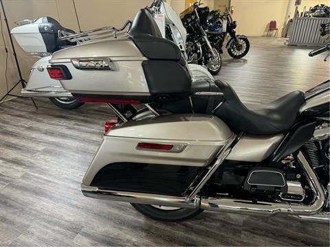 2018 Harley-Davidson Road Glide® Ultra in Knoxville, Tennessee - Photo 9