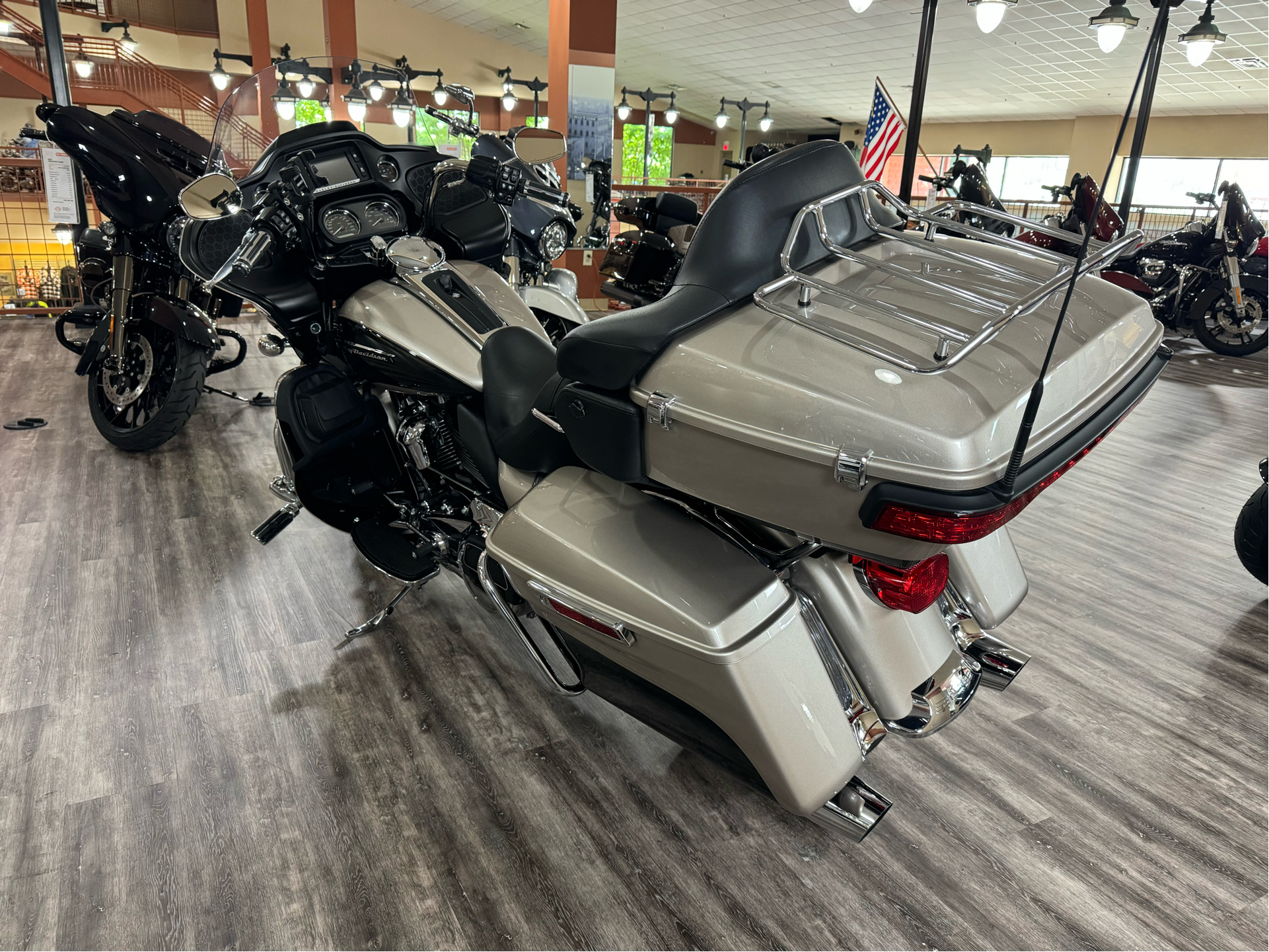 2018 Harley-Davidson Road Glide® Ultra in Knoxville, Tennessee - Photo 12