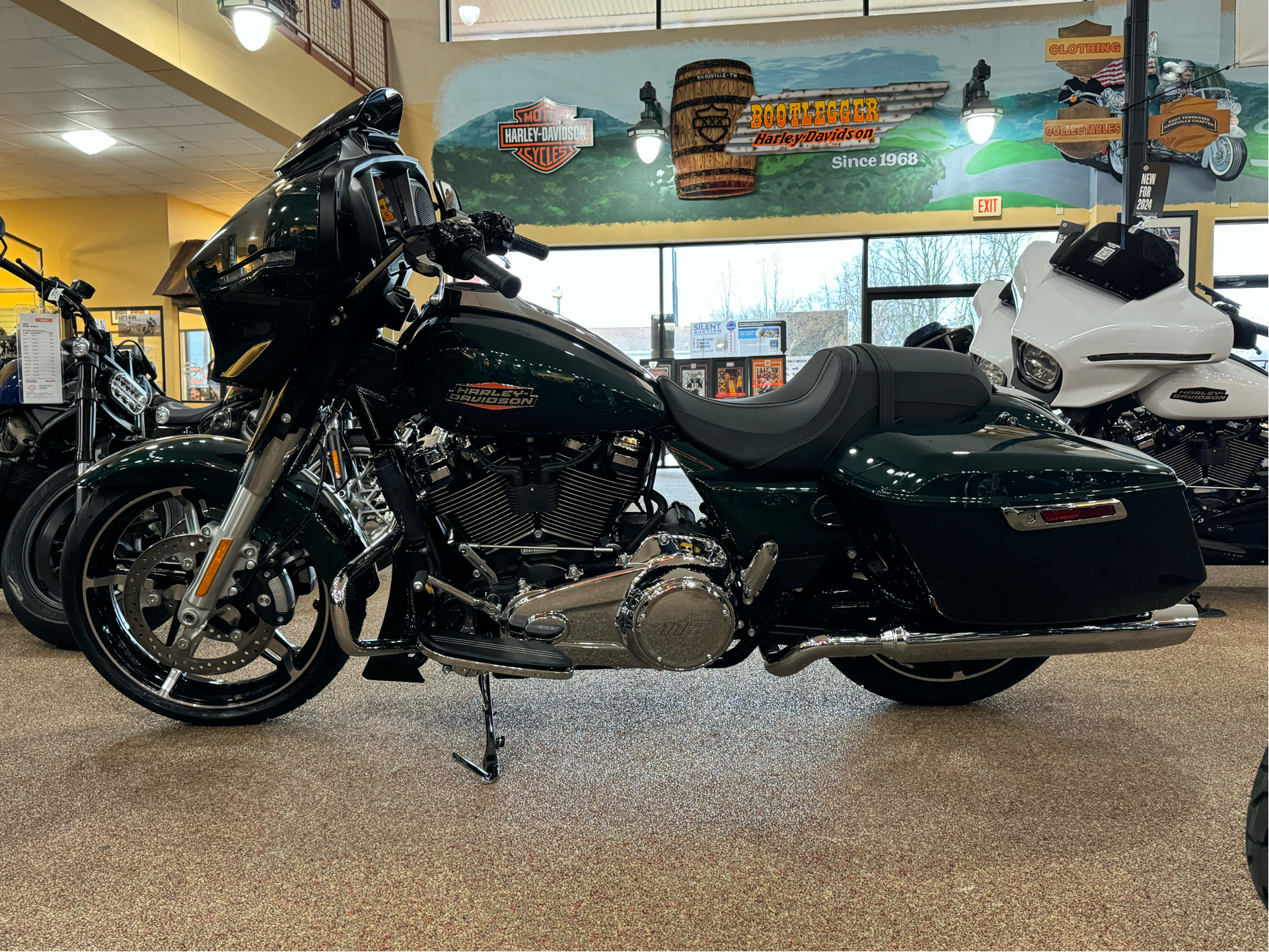2024 Harley-Davidson Street Glide® in Knoxville, Tennessee - Photo 12