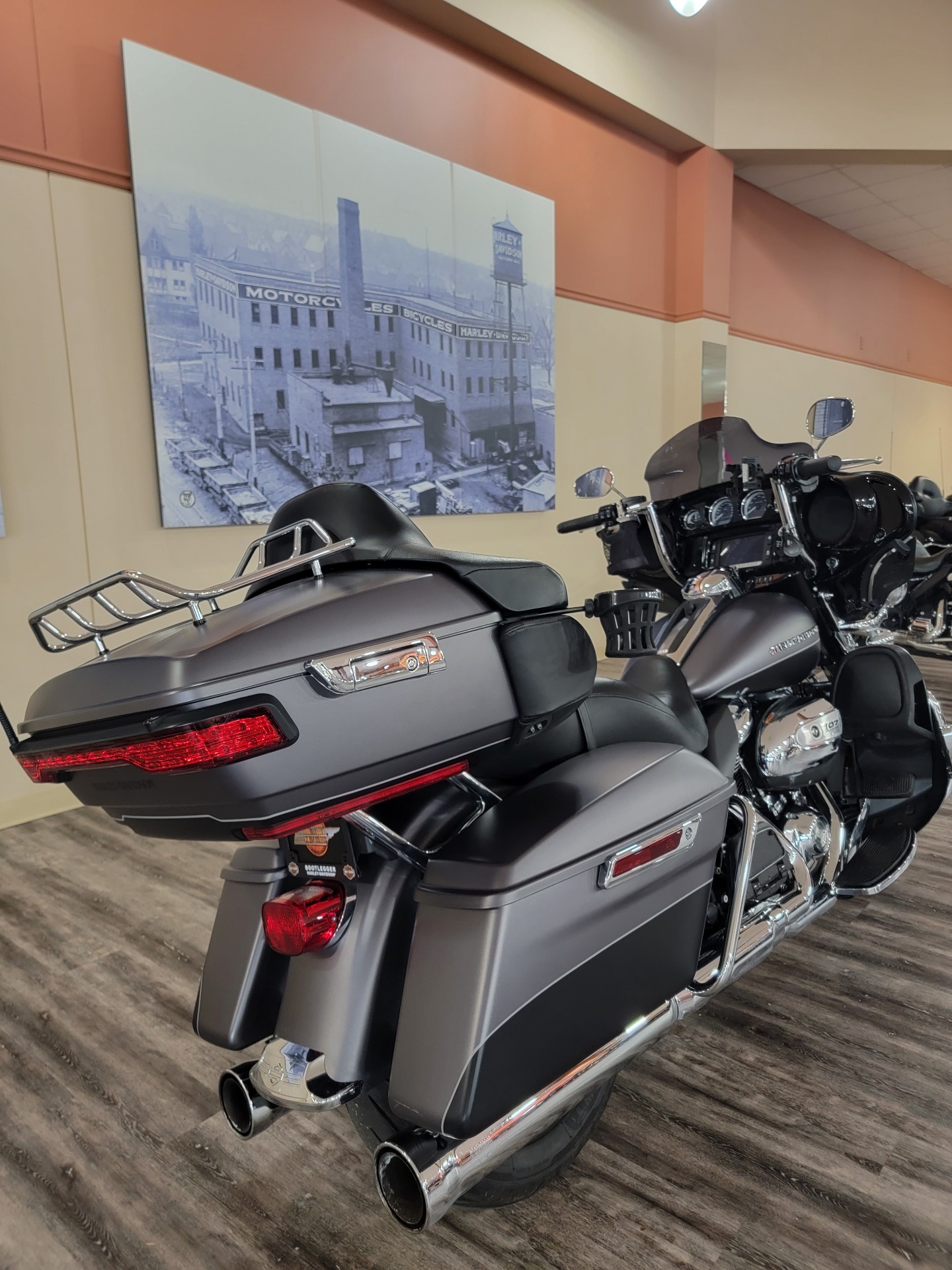2017 Harley-Davidson Ultra Limited in Knoxville, Tennessee - Photo 3