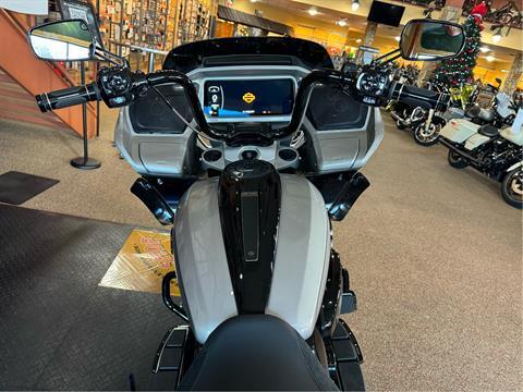 2023 Harley-Davidson CVO™ Road Glide® in Knoxville, Tennessee - Photo 18