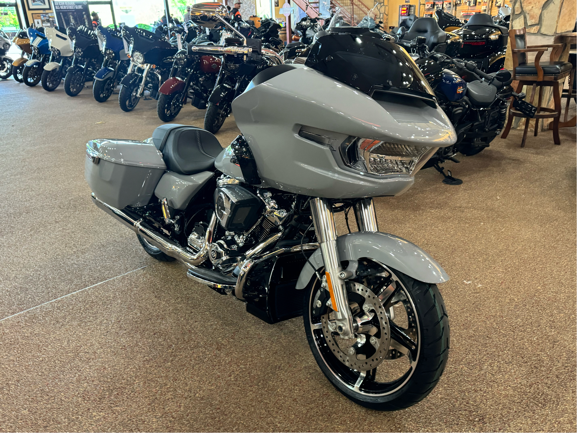 2024 Harley-Davidson Road Glide® in Knoxville, Tennessee - Photo 2