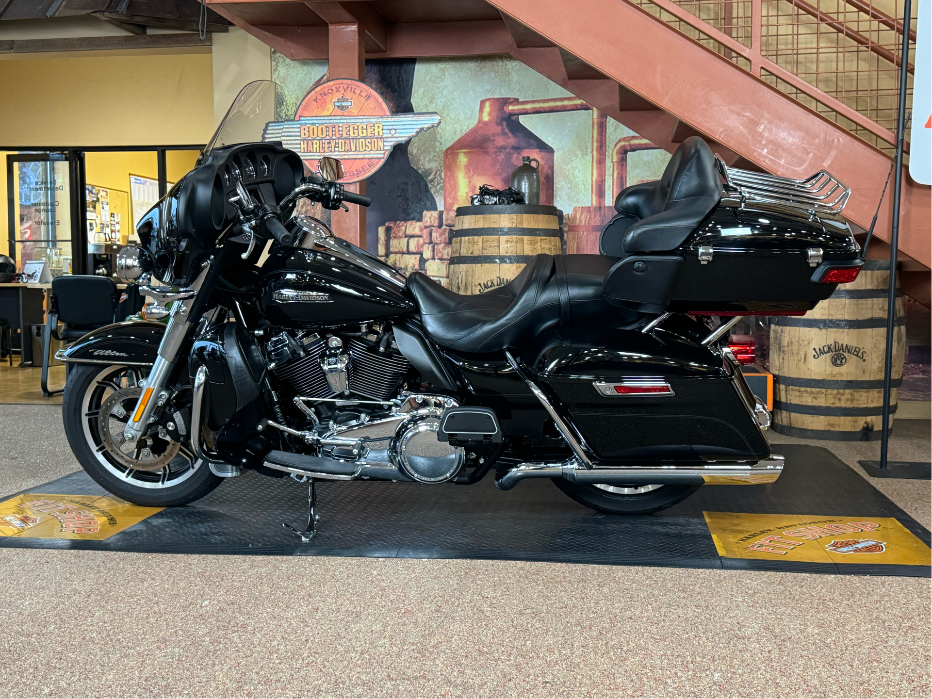 2019 Harley-Davidson Electra Glide® Ultra Classic® in Knoxville, Tennessee - Photo 12