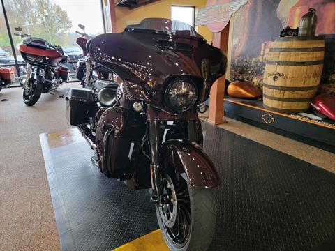 2019 Harley-Davidson CVO™ Street Glide® in Knoxville, Tennessee - Photo 3