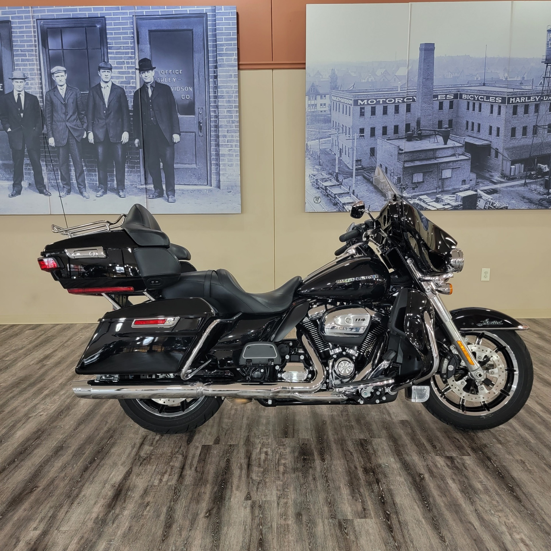 2019 Harley-Davidson Ultra Limited in Knoxville, Tennessee - Photo 2