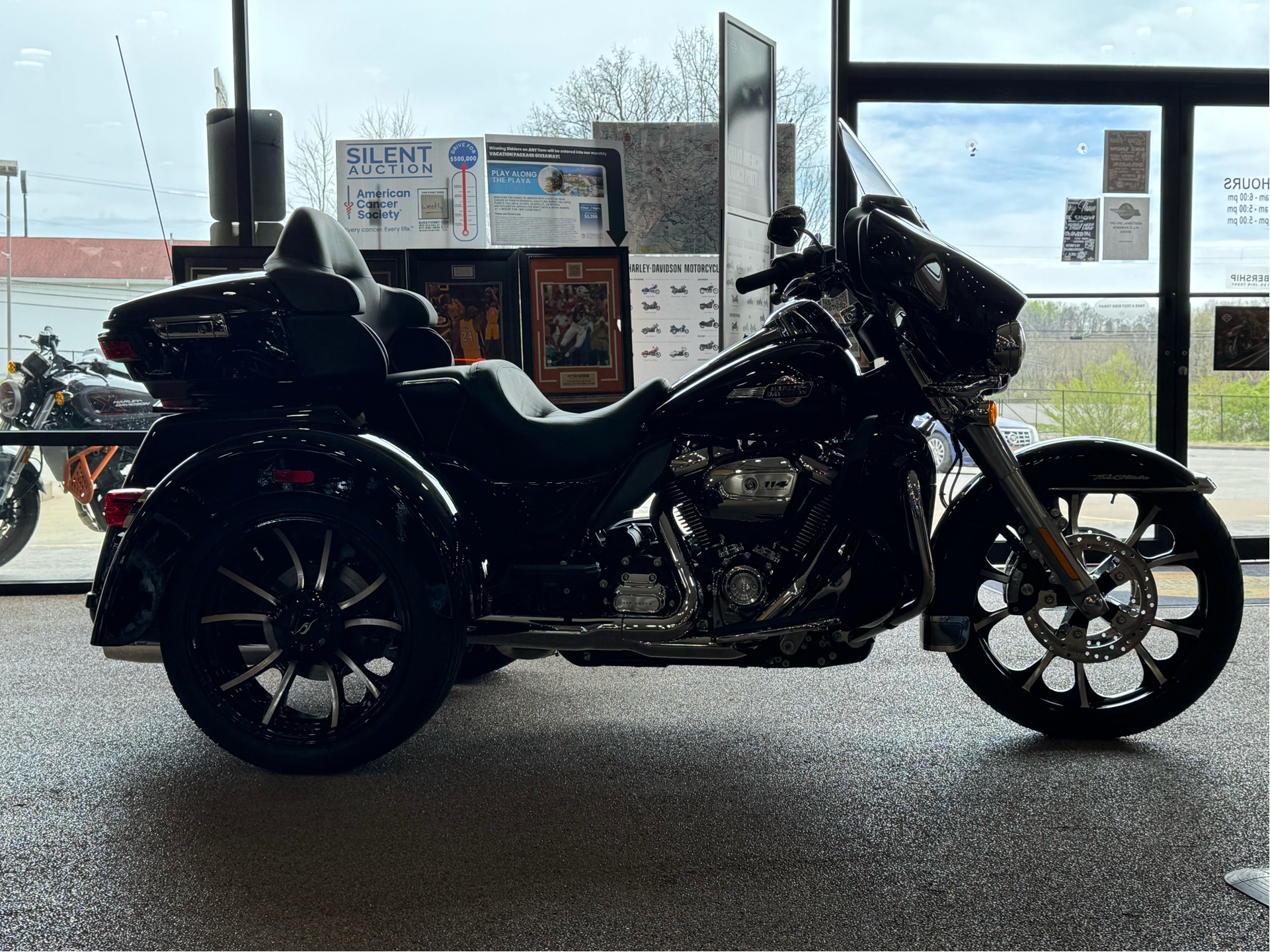 2024 Harley-Davidson Tri Glide® Ultra in Knoxville, Tennessee - Photo 8
