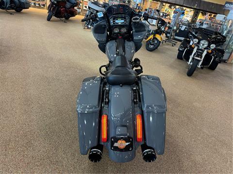 2018 Harley-Davidson CVO™ Road Glide® in Knoxville, Tennessee - Photo 17