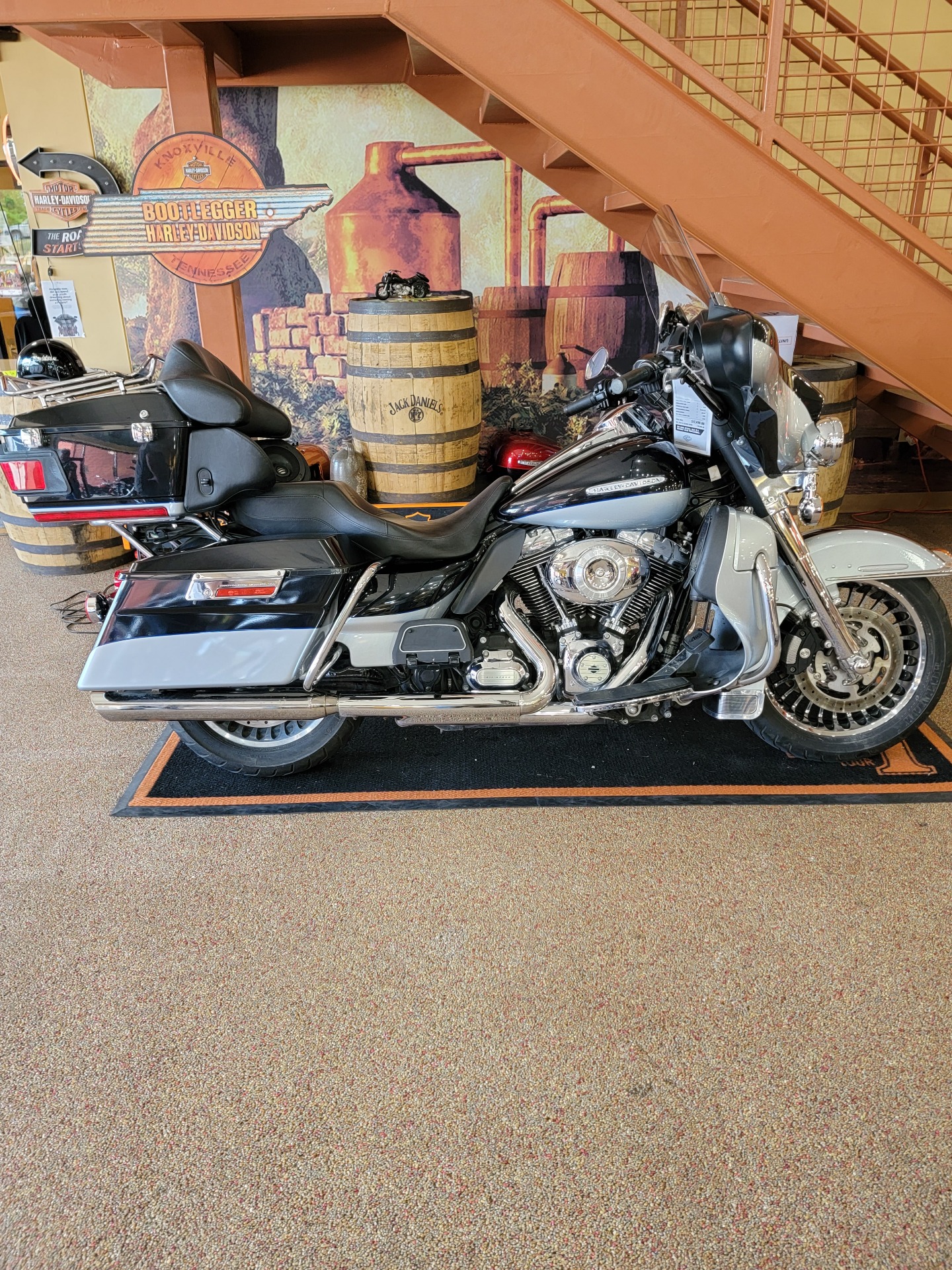 2012 Harley-Davidson Electra Glide® Ultra Limited in Knoxville, Tennessee - Photo 2