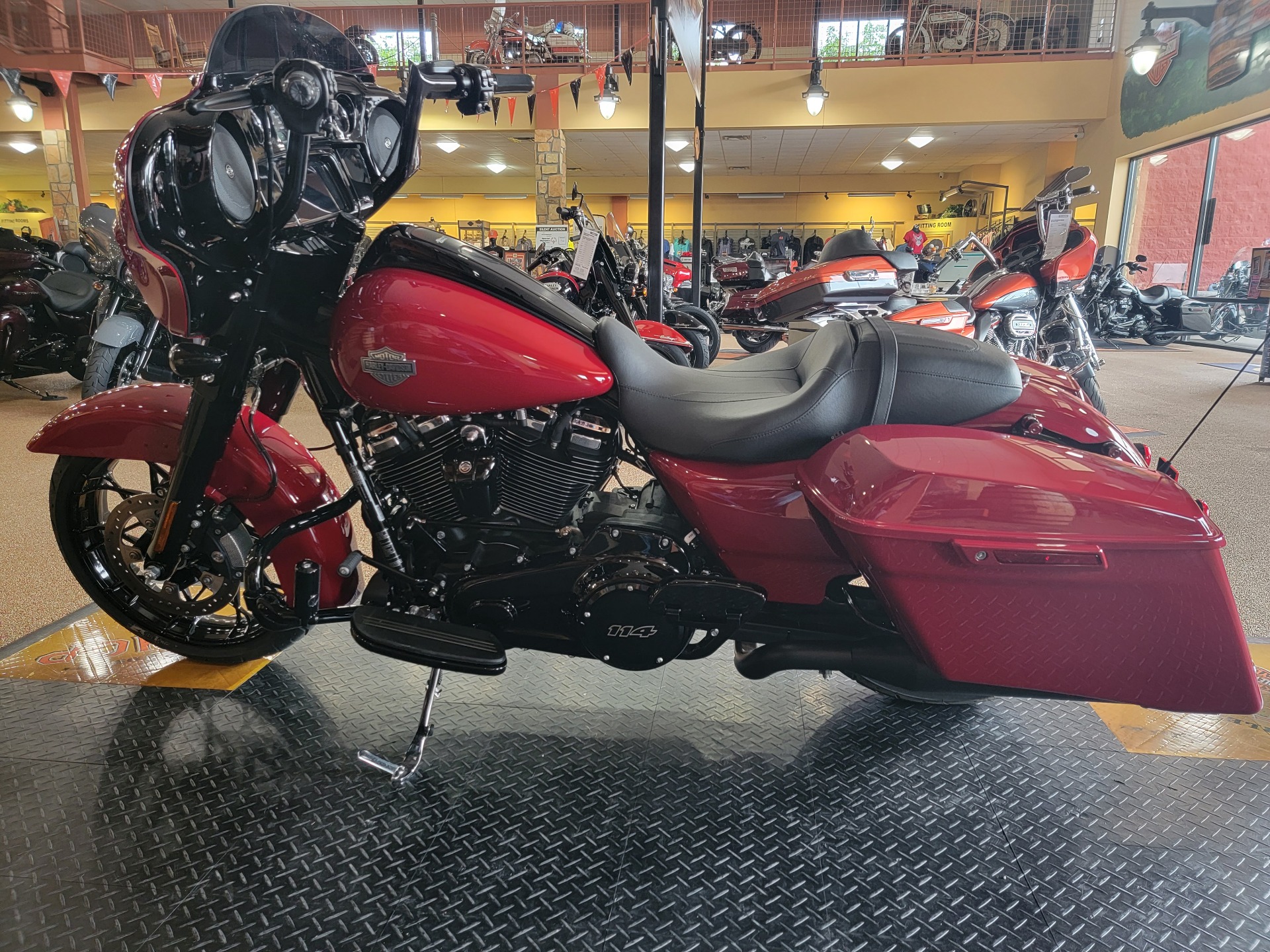 2021 Harley-Davidson Street Glide® Special in Knoxville, Tennessee - Photo 2