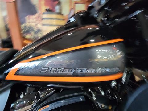 2022 Harley-Davidson Ultra Limited in Knoxville, Tennessee - Photo 2