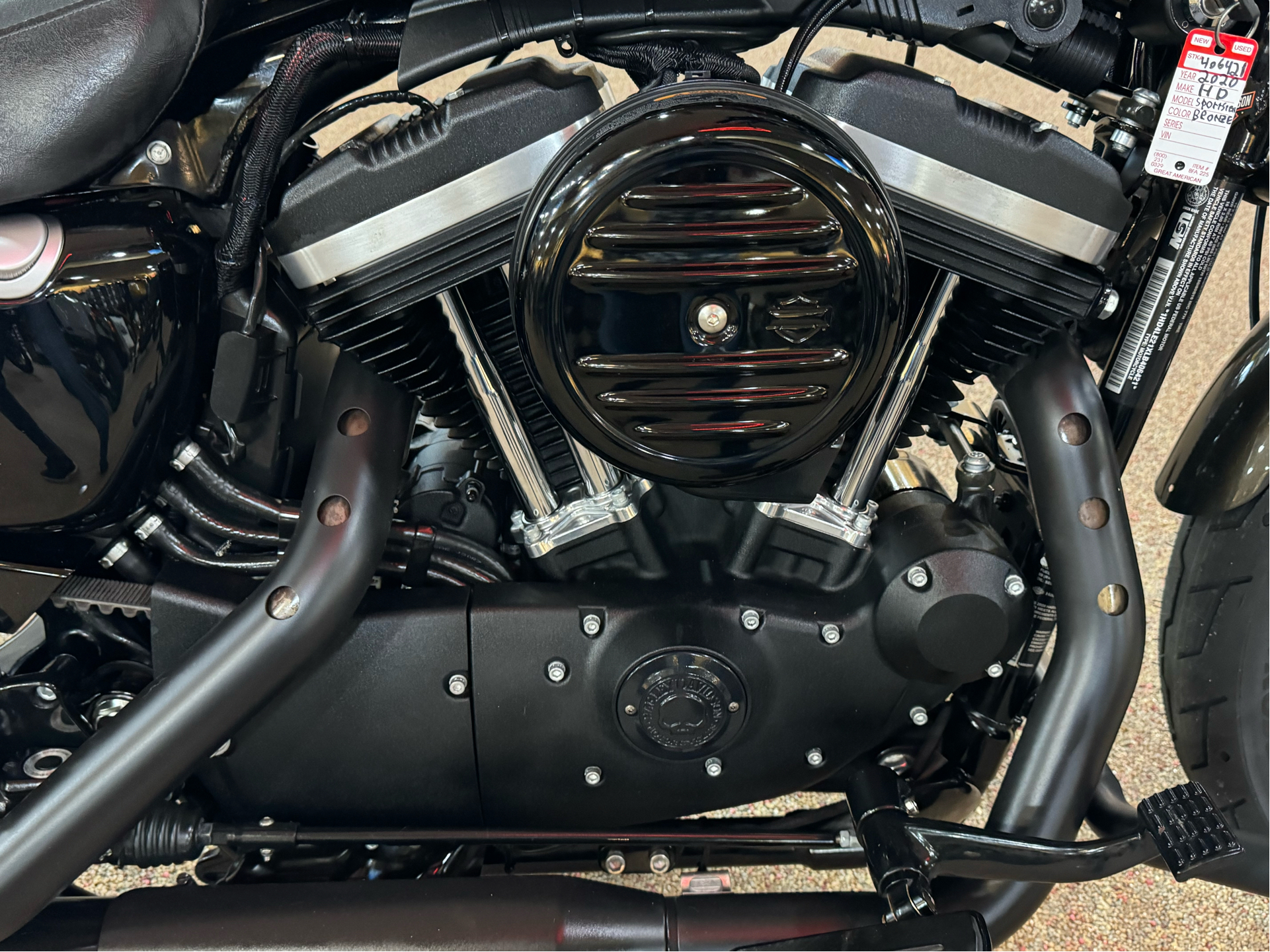 2020 Harley-Davidson Iron 883™ in Knoxville, Tennessee - Photo 7