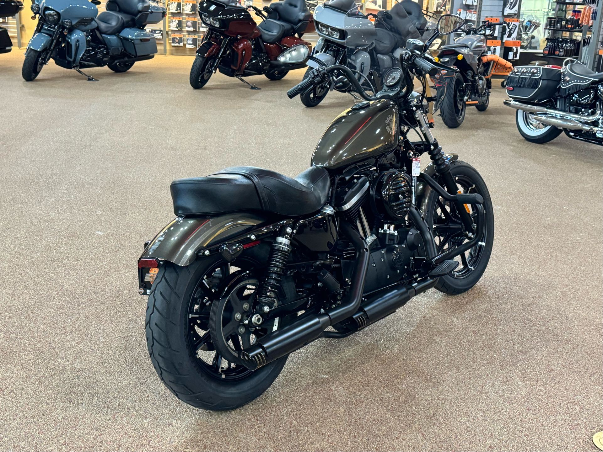 2020 Harley-Davidson Iron 883™ in Knoxville, Tennessee - Photo 10
