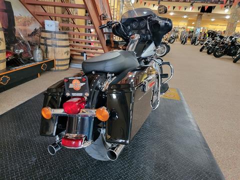2013 Harley-Davidson Ultra Classic® Electra Glide® in Knoxville, Tennessee - Photo 3