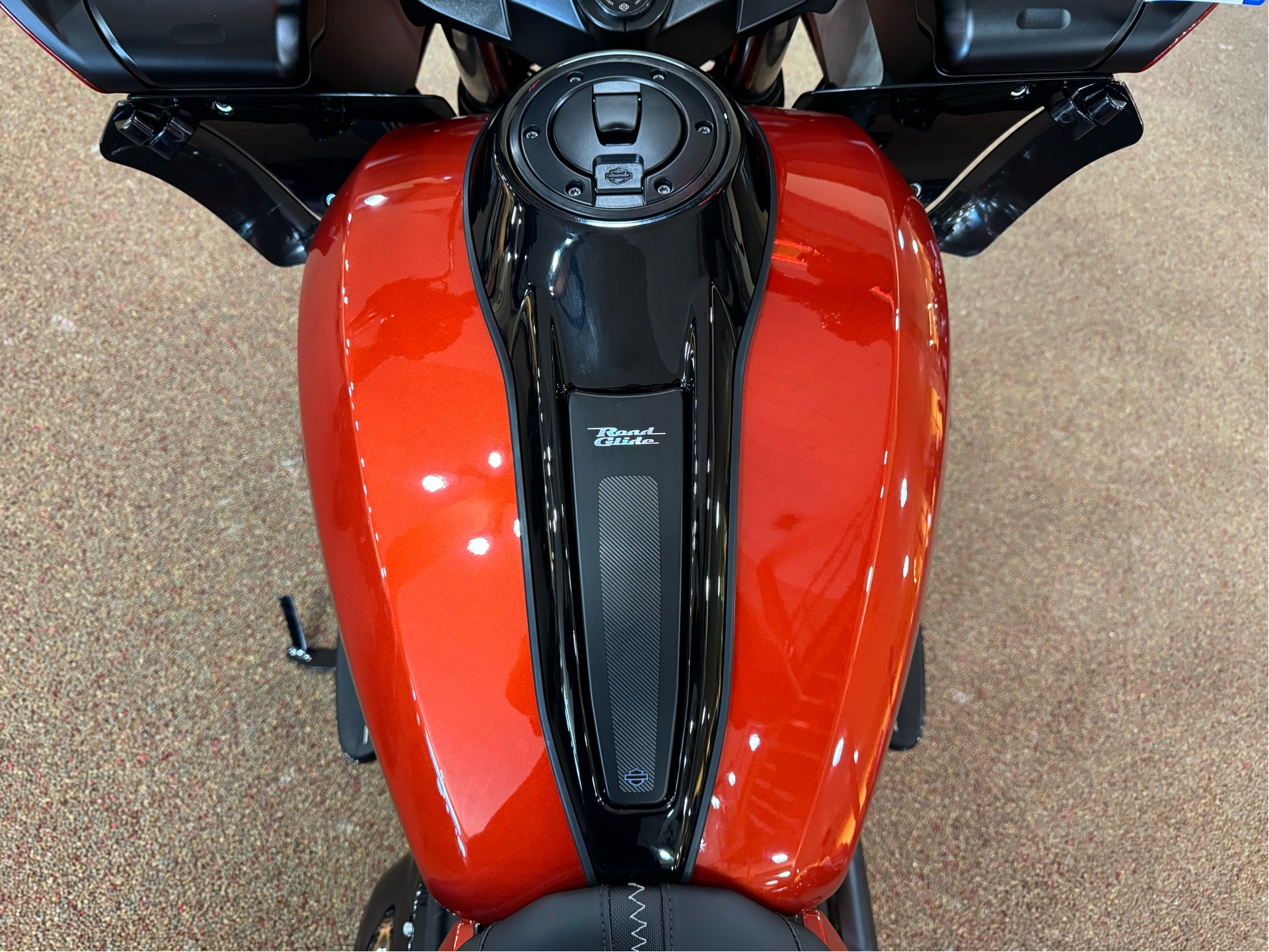 2024 Harley-Davidson Road Glide® in Knoxville, Tennessee - Photo 21