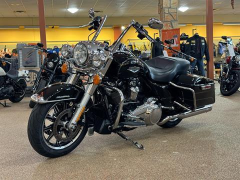 2017 Harley-Davidson Road King® in Knoxville, Tennessee - Photo 16