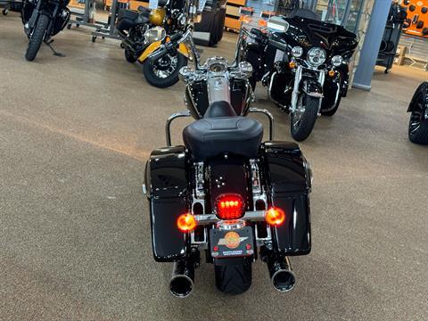 2017 Harley-Davidson Road King® in Knoxville, Tennessee - Photo 17