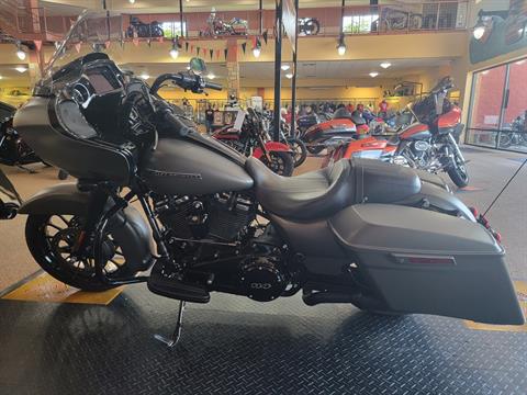 2019 Harley-Davidson Road Glide® Special in Knoxville, Tennessee - Photo 4