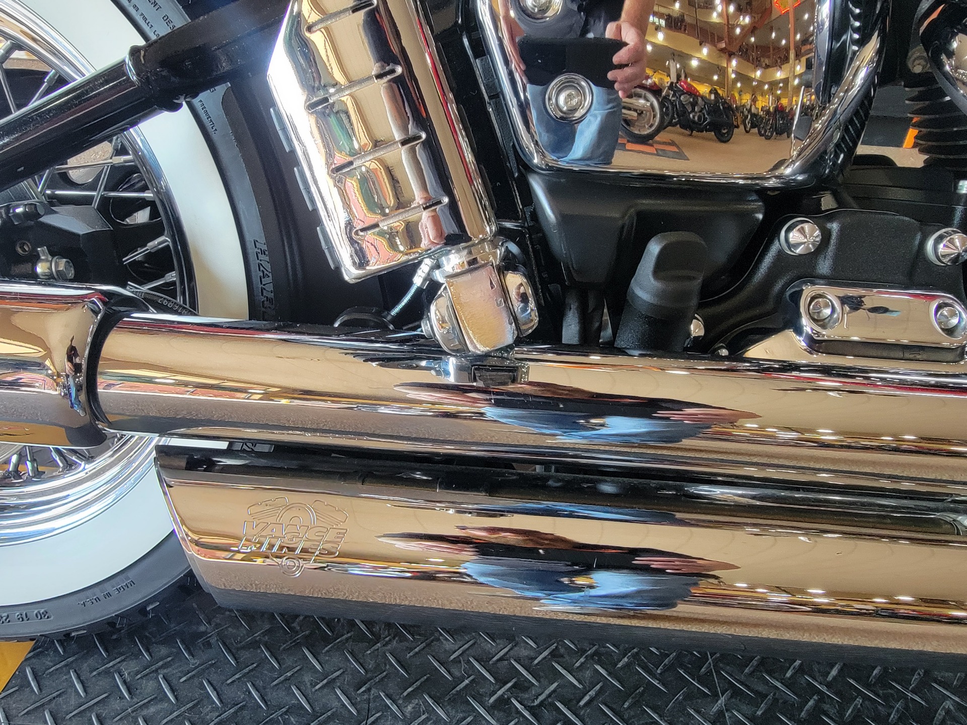 2020 Harley-Davidson SOFTAIL DELUXE in Knoxville, Tennessee - Photo 2