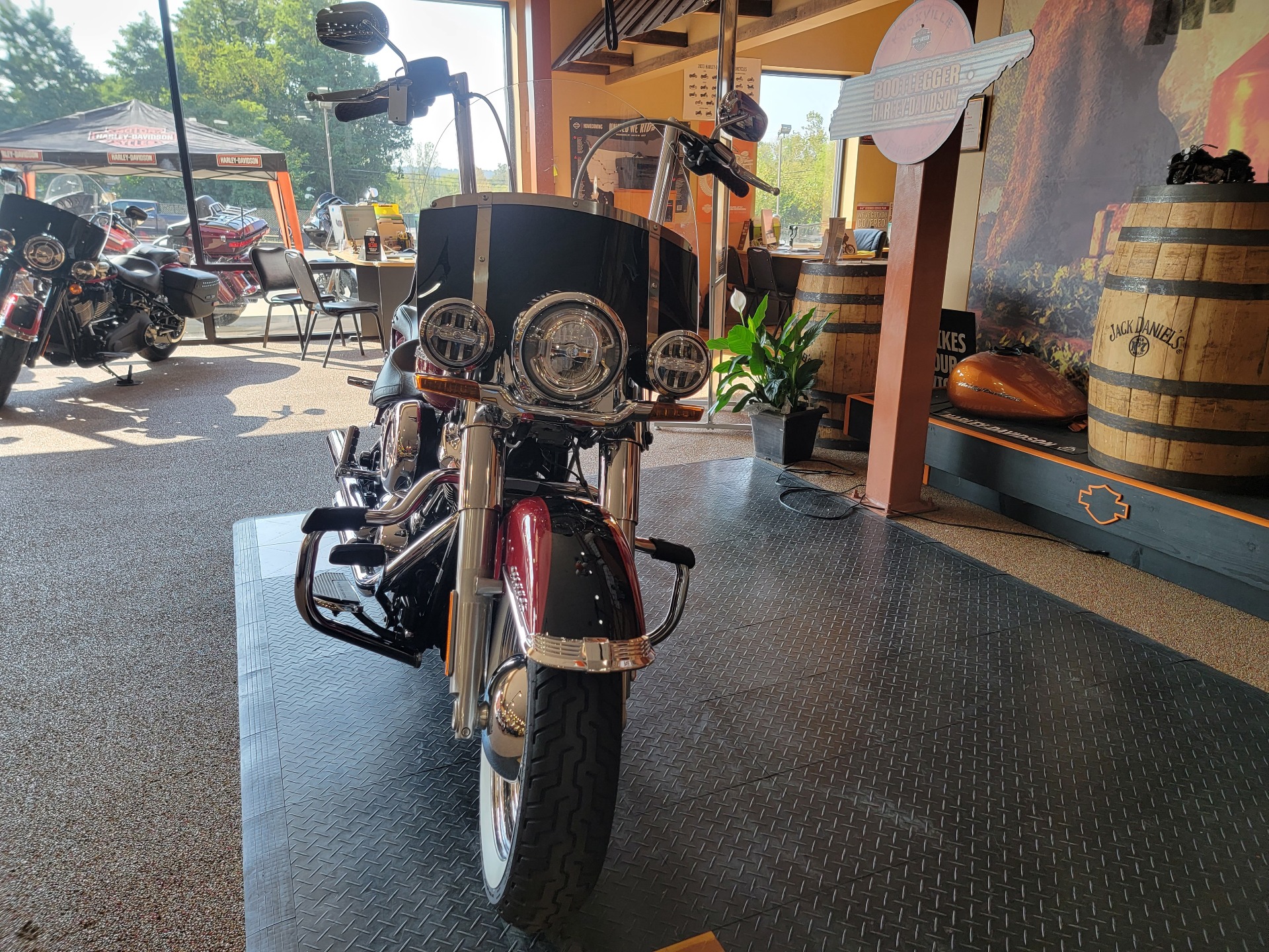 2020 Harley-Davidson SOFTAIL DELUXE in Knoxville, Tennessee - Photo 3