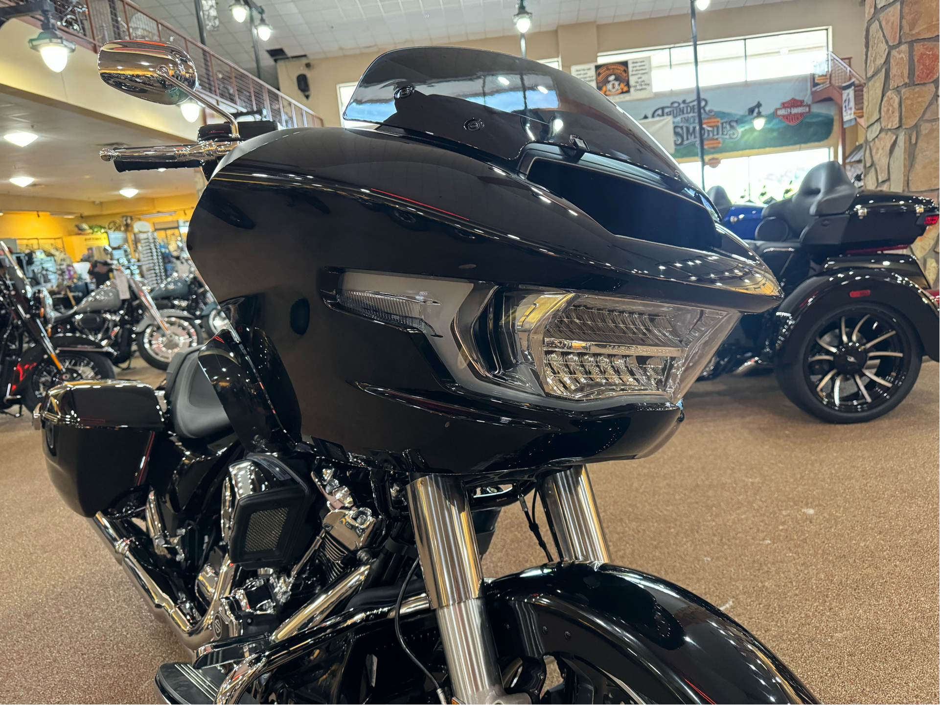 2024 Harley-Davidson Road Glide® in Knoxville, Tennessee - Photo 4