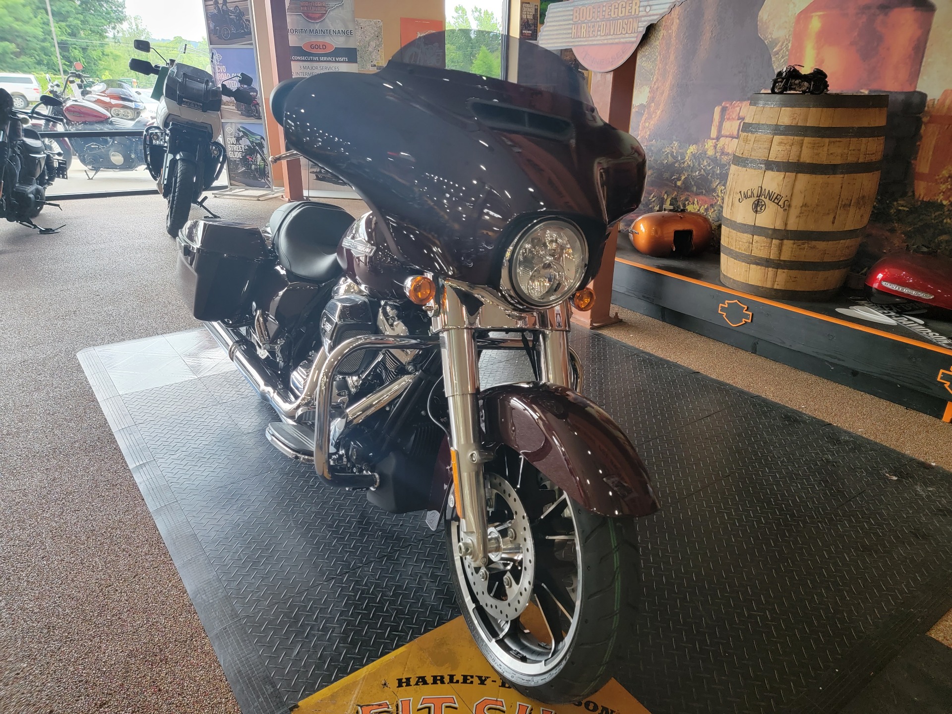 2022 Harley-Davidson Street Glide® in Knoxville, Tennessee - Photo 2