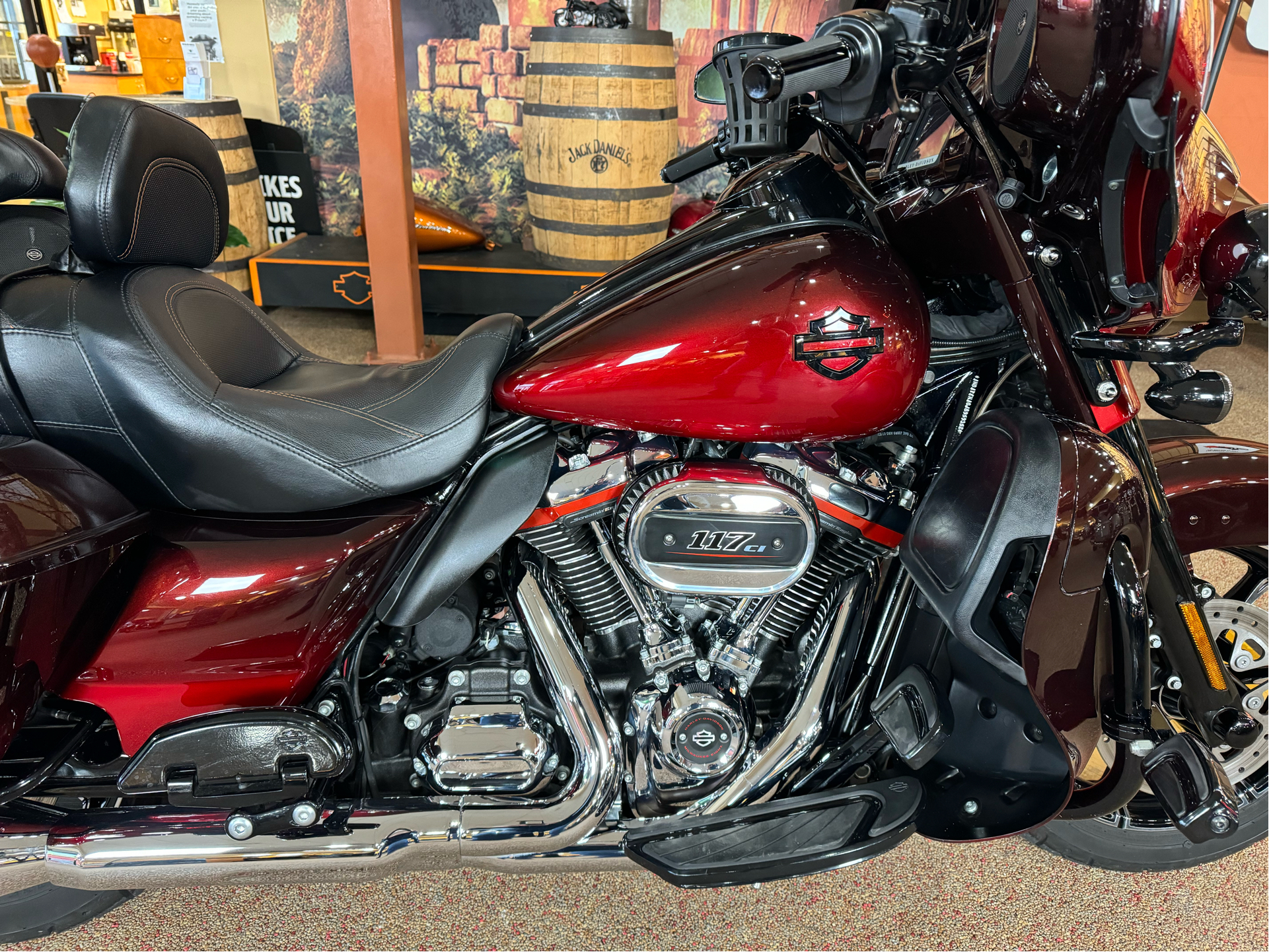 2018 Harley-Davidson CVO™ Limited in Knoxville, Tennessee - Photo 5