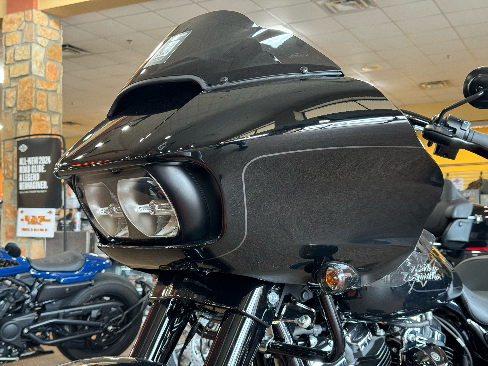 2024 Harley-Davidson Road Glide® 3 in Knoxville, Tennessee - Photo 3