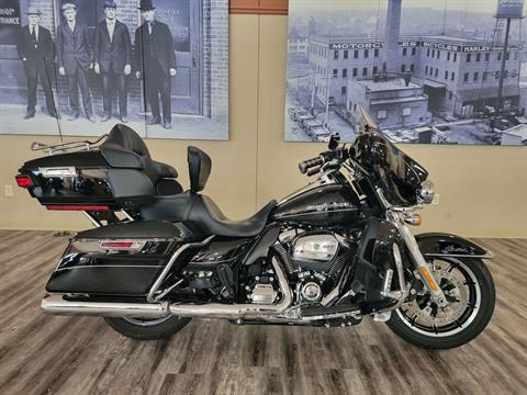 2017 Harley-Davidson Ultra Limited Low in Knoxville, Tennessee - Photo 1